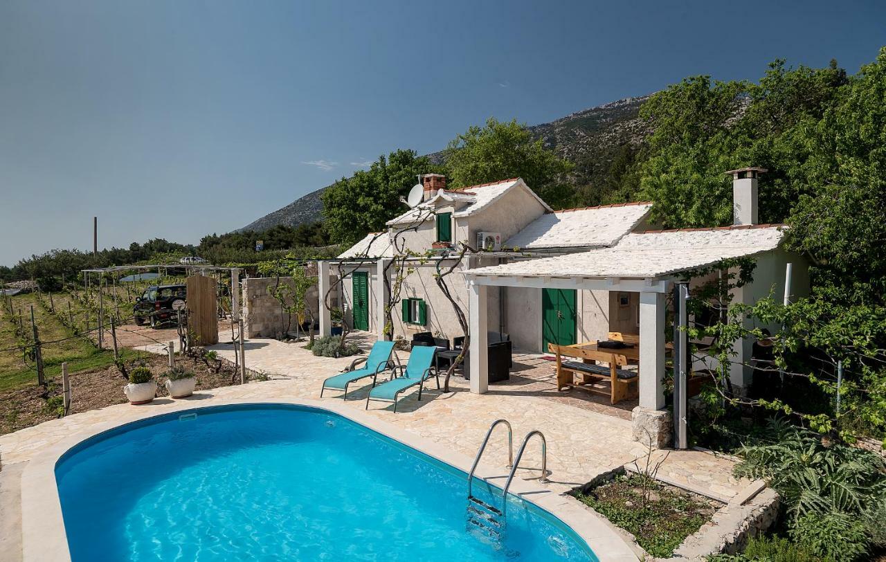 Holiday Home Vineyard House Bol Eksteriør billede